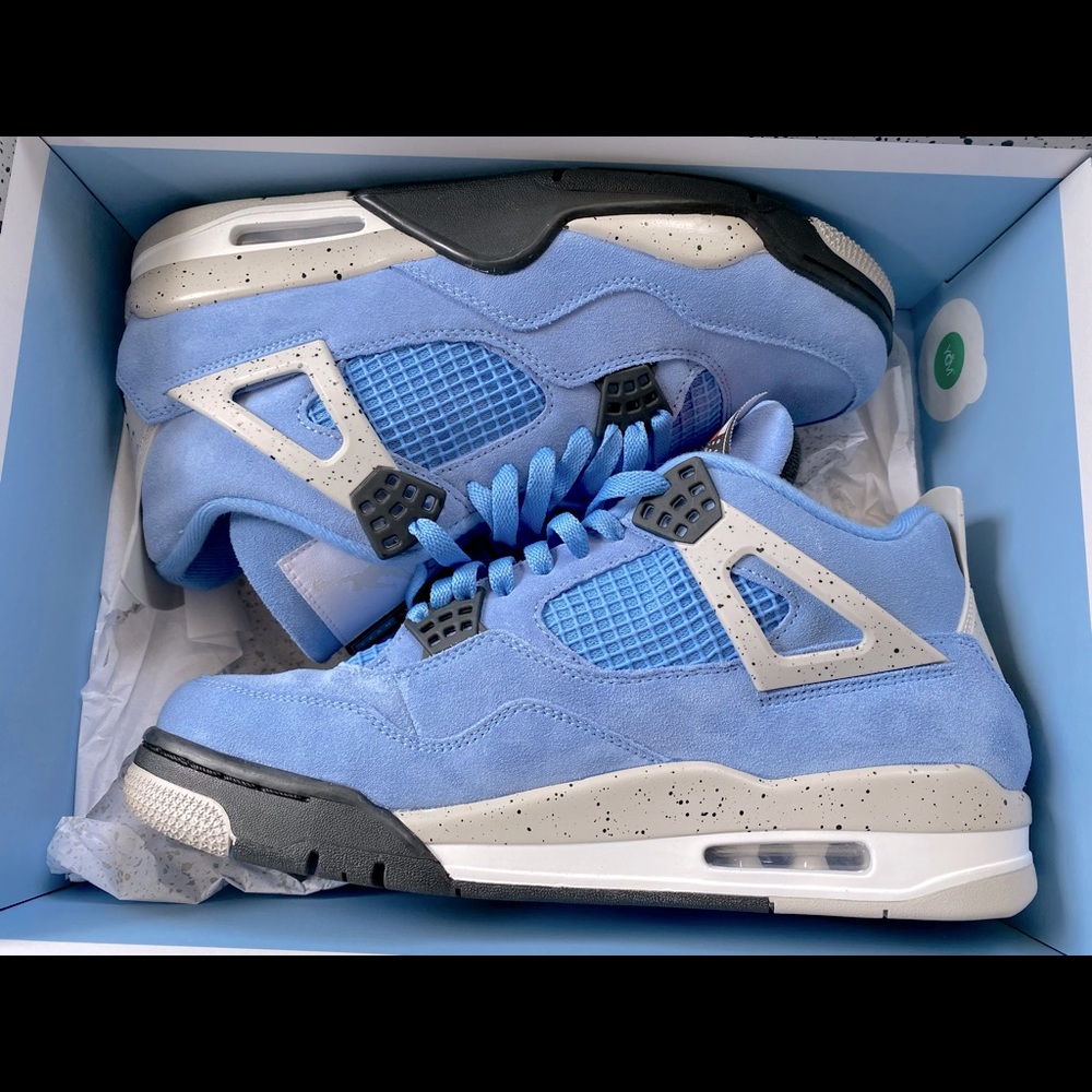 Air Jordan 4 Retro